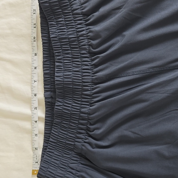 Vuori Women's Villa Wideleg Long, Azure, Medium - Picture 5 of 7